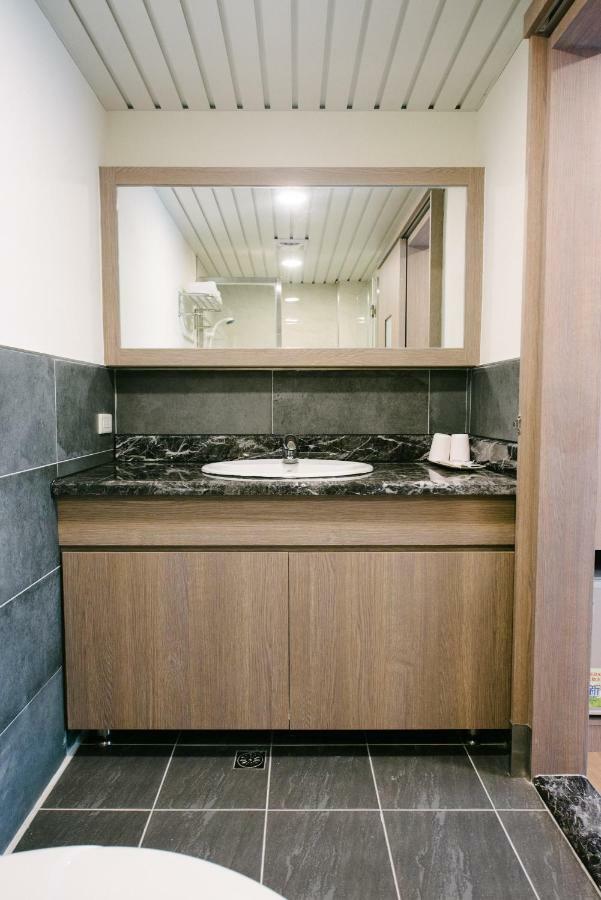 The Stay Inn Kenting Bagian luar foto